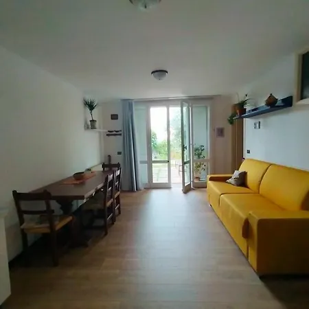 Casaviolina Apartment San Vitale